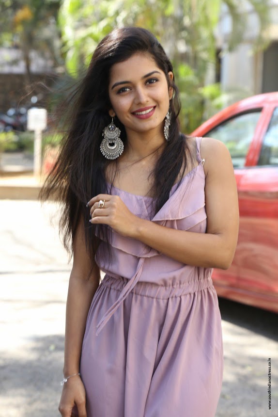Priyanka Jain at Chalte Chalte Teaser Launch