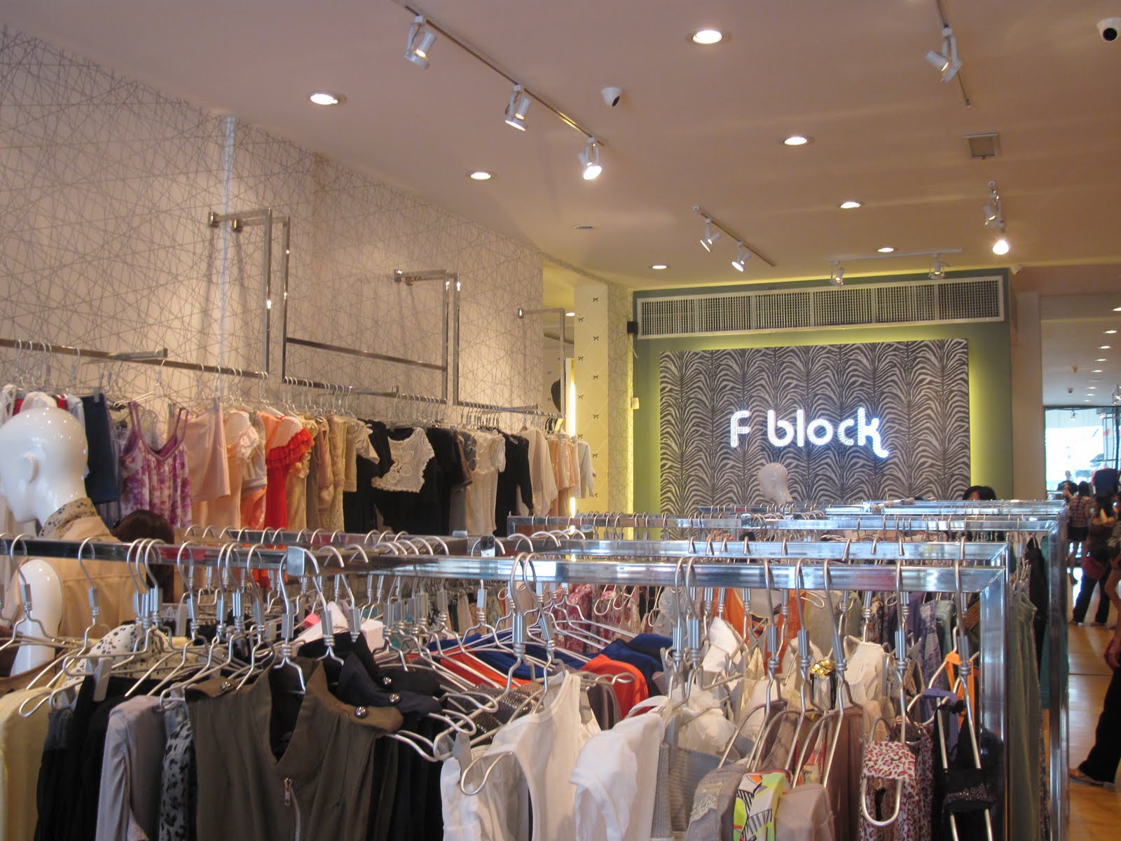  Be uTiFul St0Ri3s Shopping Kota Damansara