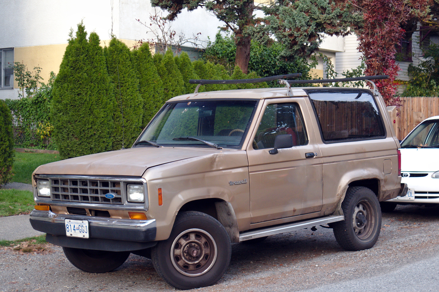 Old Parked Cars Vancouver: 1985 Ford Bronco II