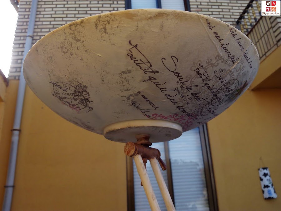 como tunear una lámpara con pintura a la tiza