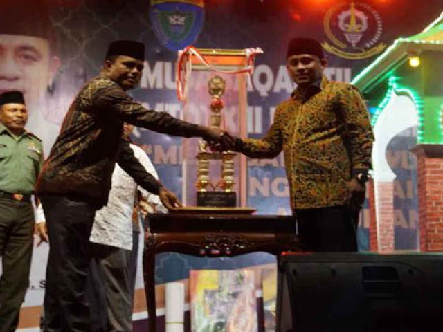 Kecamatan Batabual Raih Juara Umum MTQ ke 13 Kabupaten Buru Kecamatan Batabual Raih Juara Umum MTQ ke 13 Kabupaten Buru