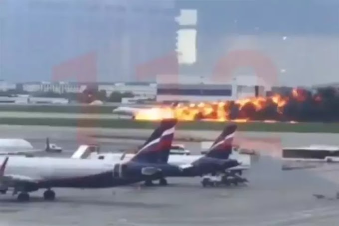 (VÍDEO). 41 personas mueren tras incendiarse un avión al realizar la maniobra de aterrizaje en Moscú.
