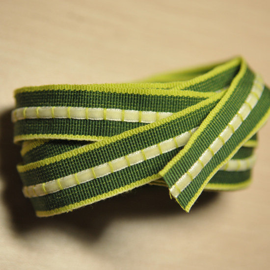 HOME RESTYLER Make your own...curtain tiebacks