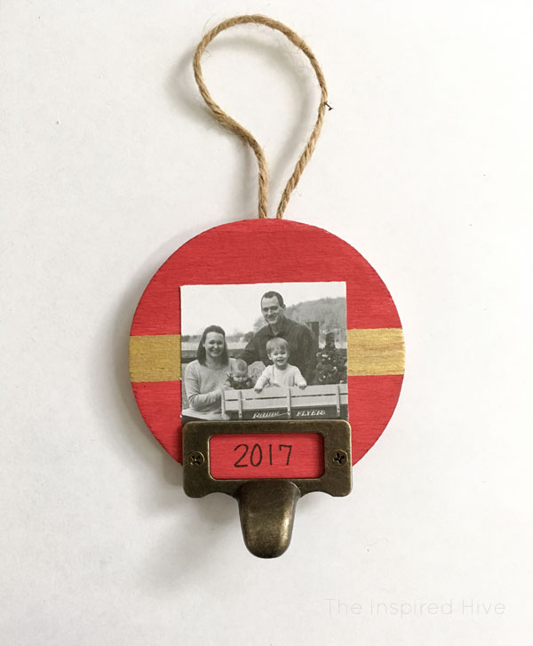 DIY Wooden Ornaments with label holders. Great for baby's first Christmas or other important events!
