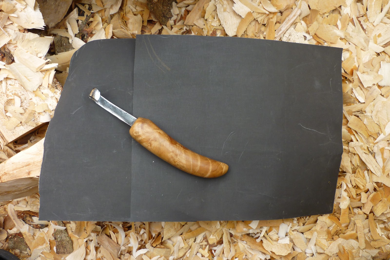Jon Mac.Spoon Carving First Steps Sharpening that tricksy hook knife.