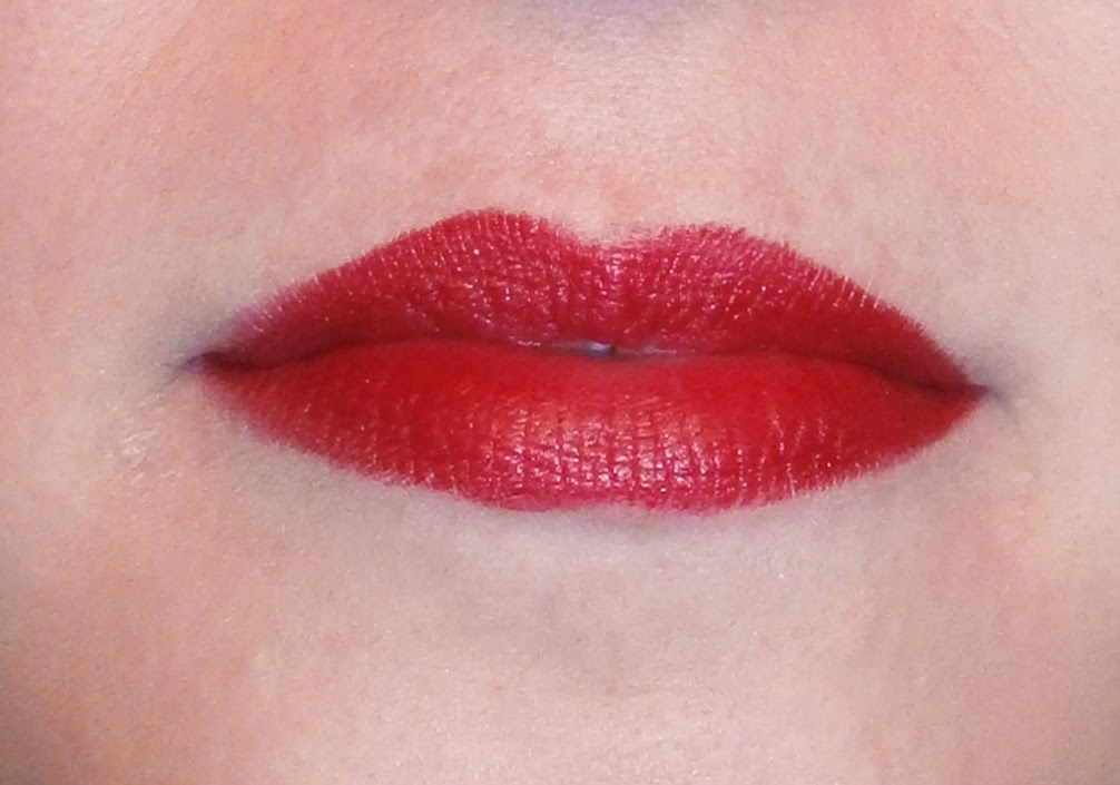Maria's Beautiful World Be Up Style Mat Lipstick VS Dorothy L Super