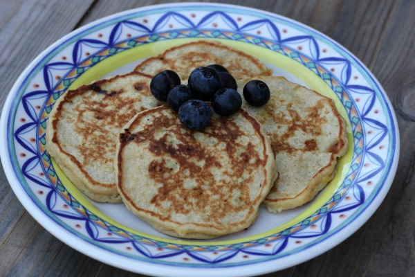 3-Ingredient Healthy Pancakes for One