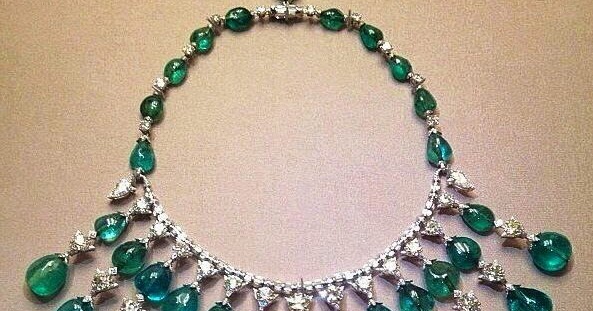The Jewel Closet: Emerald and Diamond Necklace By Viren Bhagat