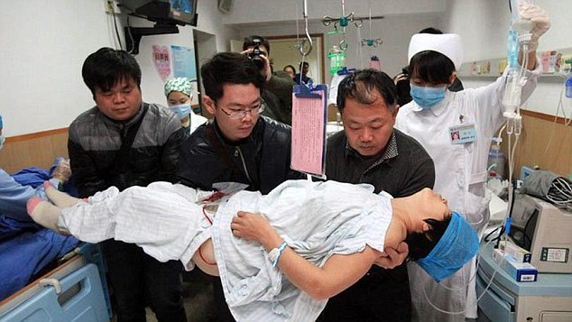 TRULY DEVASTATING! This Mother Had to Choose Between Her Two Sons on Who Could Have Her Kidney! See Here! TRULY DEVASTATING! This Mother Had to Choose Between Her Two Sons on Who Could Have Her Kidney! See Here!