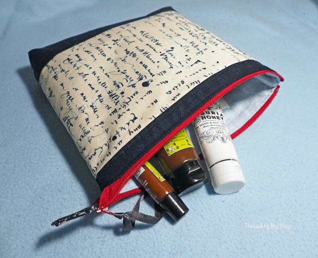 Make a zippered pouch makeup bag using text fabric ~ Threading My Way