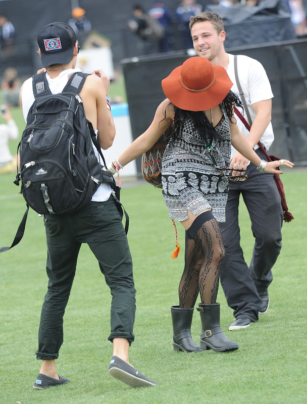Vanessa Hudgens – 2012 Coachella Valley Music & Arts Festival | Sex