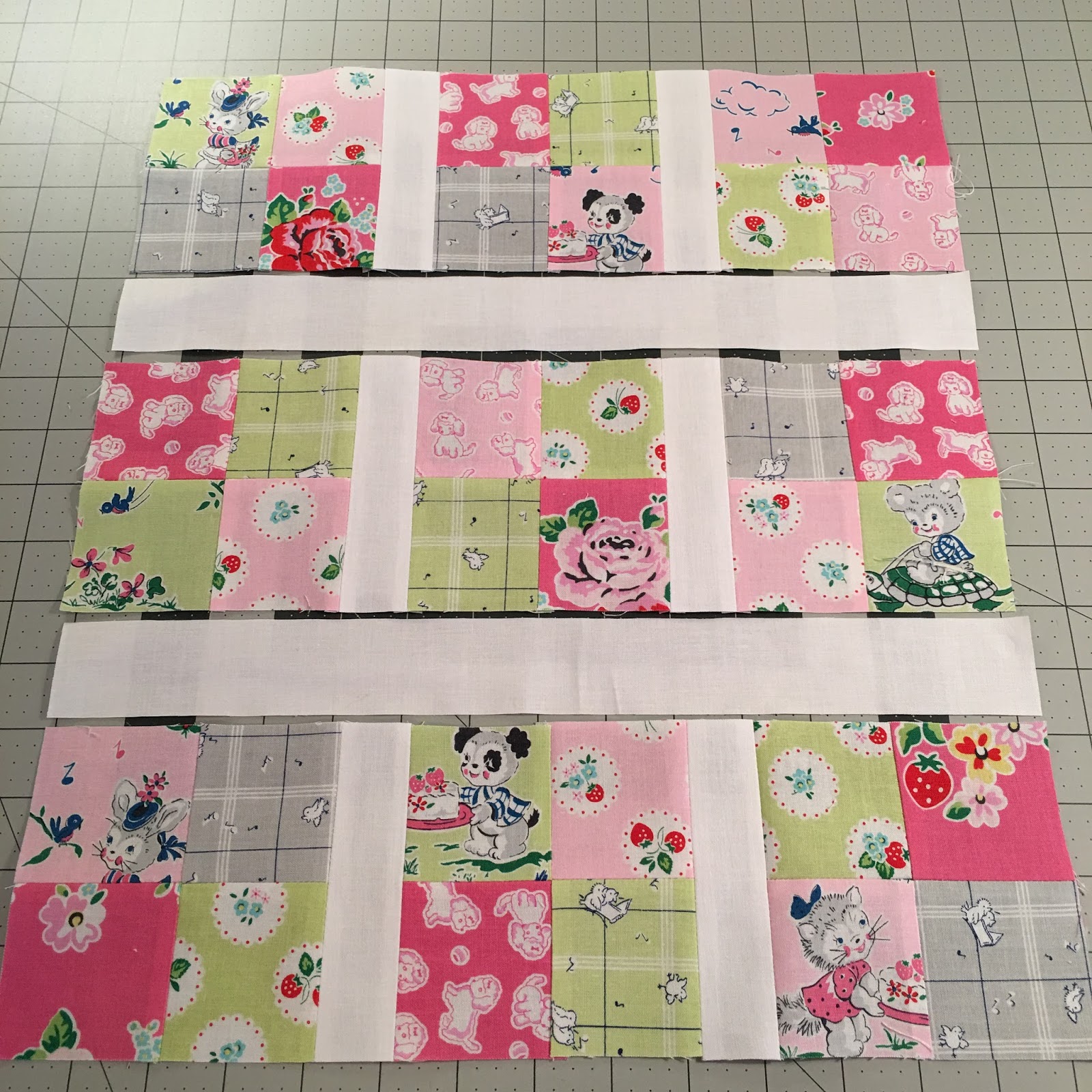 Carried Away Quilting Coffee Time Quilt in Strawberry Biscuit (Tutorial)