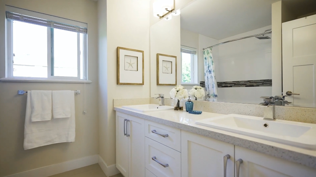 25 Interior Design Photos vs. 25340 Bosonworth Ave, Maple Ridge, BC Luxury Home Tour