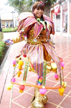 La Chola Chabuca por Ernesto Pimentel Foto de La Chola Chabuca como bufona
