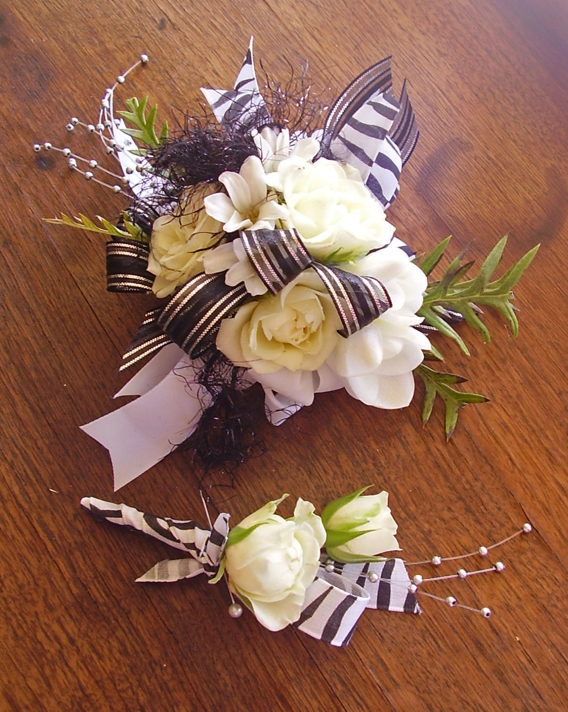 Prom Flowers Smith Valley Prom A Black & White Affair
