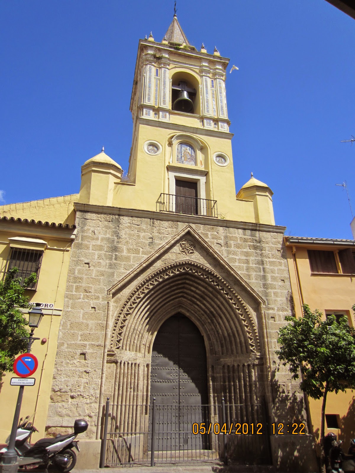 encinarosaelarbolmiamigo Iglesia de San Isidoro / San Isidoro / .Cristo de la Sangre / Sevilla