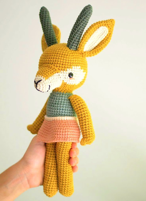 amigurumi gazelle crochet pattern