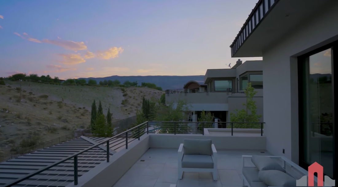 34 Interior Design Photos vs. 47 Drifting Shadow Way, Las Vegas Luxury Home Tour