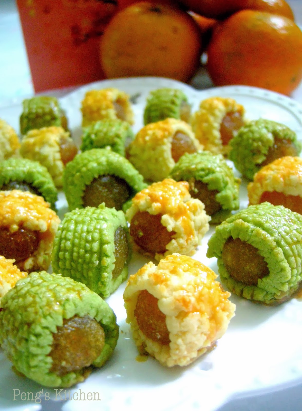 Peng's Kitchen Matcha Pineapple Roll