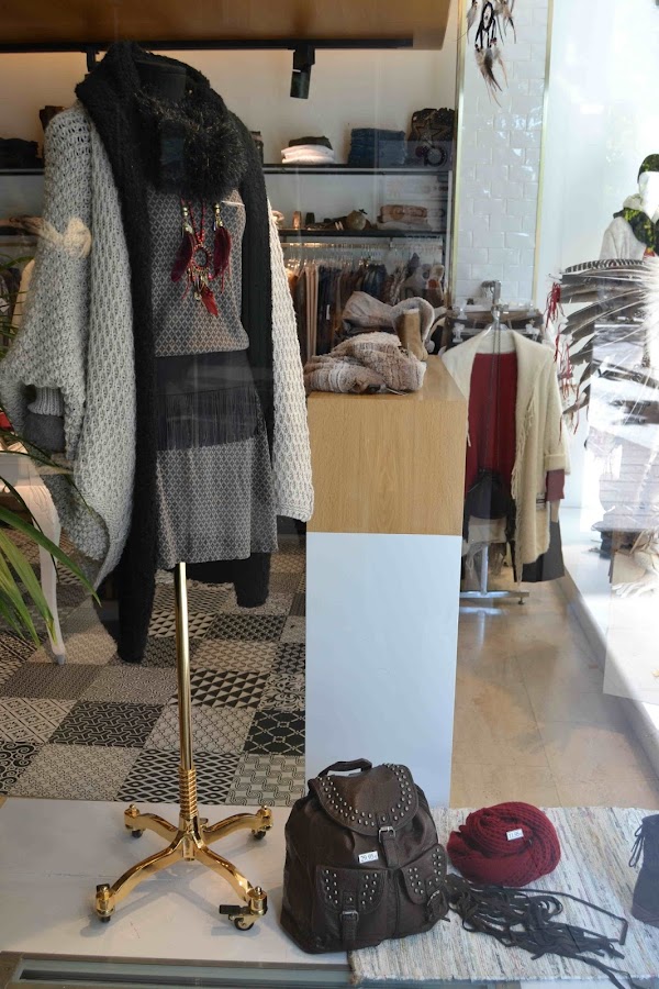 "Zebra tienda de ropa Manresa"