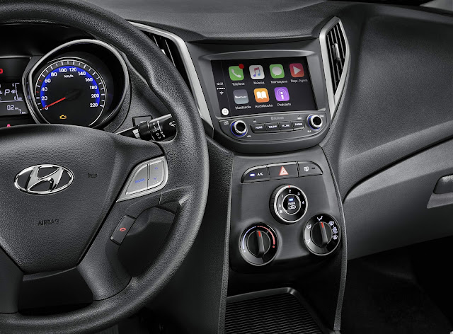 Hyundai HB20 2018 Automático - interior
