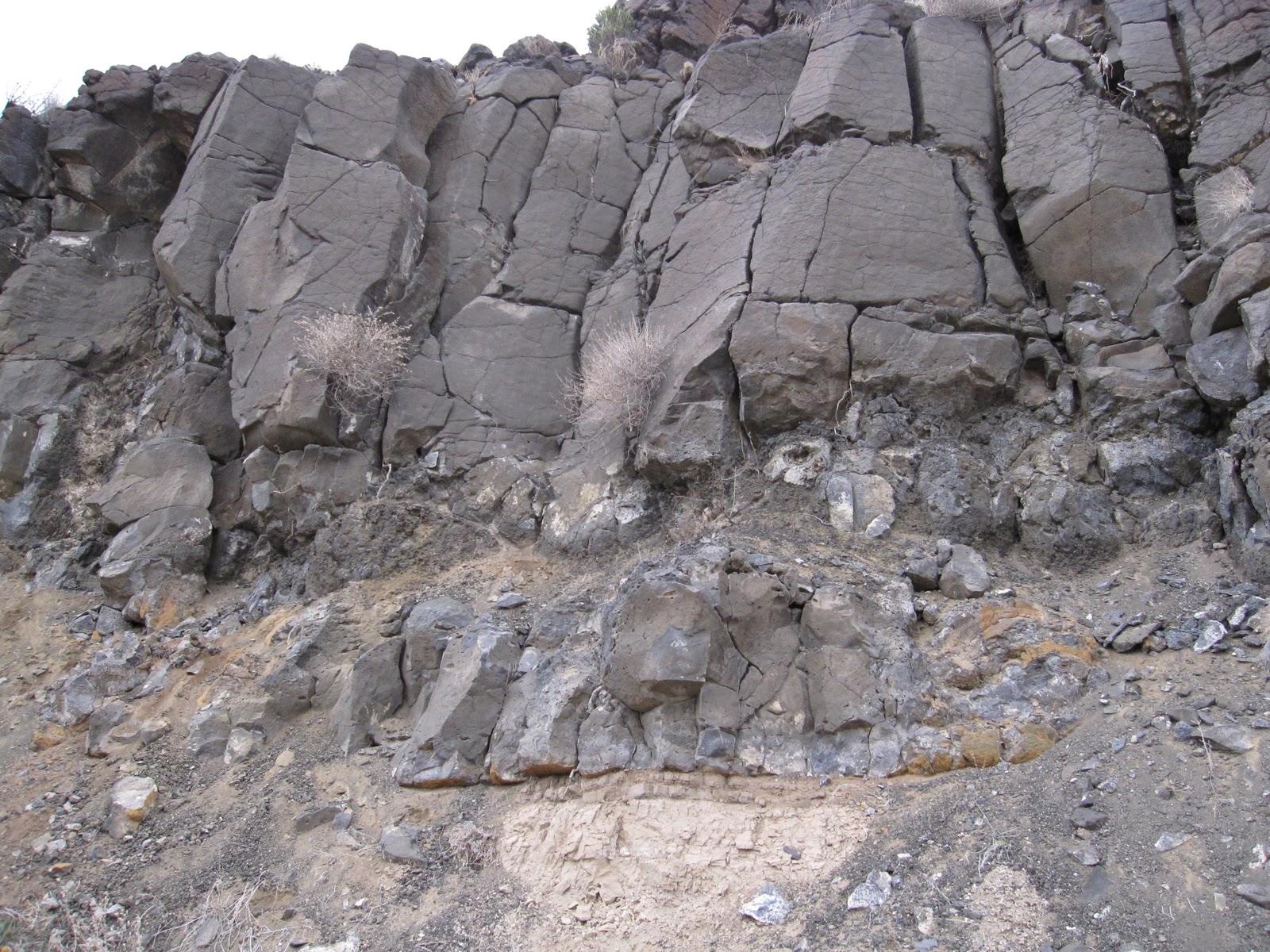 трещины в горных породах