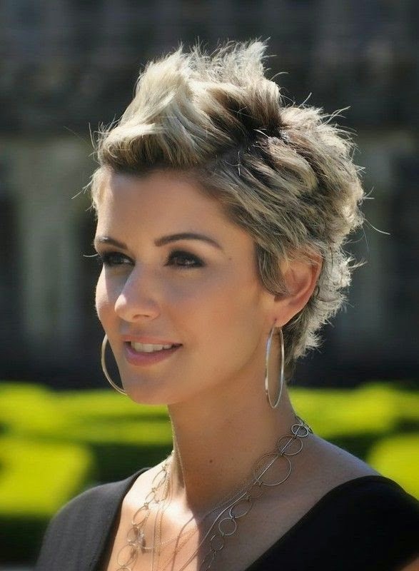 Amanda Forrest Short Hairstyle Spiked Short Haircut for Spring}