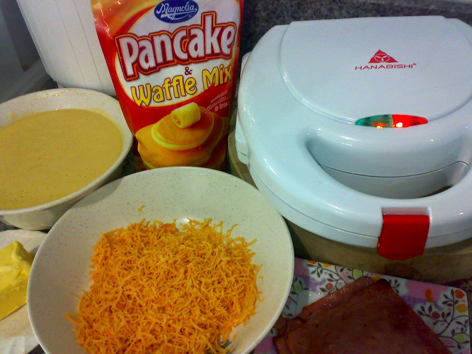 how to use hanabishi waffle maker