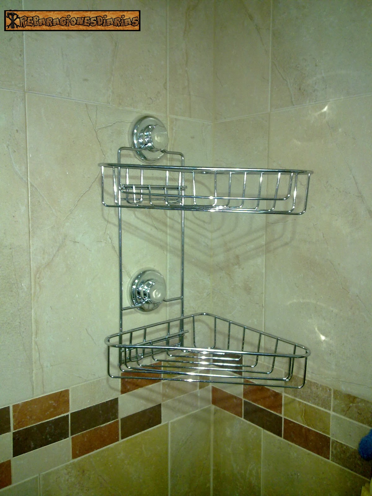 Reparacionesdiarias: COLOCACION DE ACCESORIOS PARA EL BAÑO: