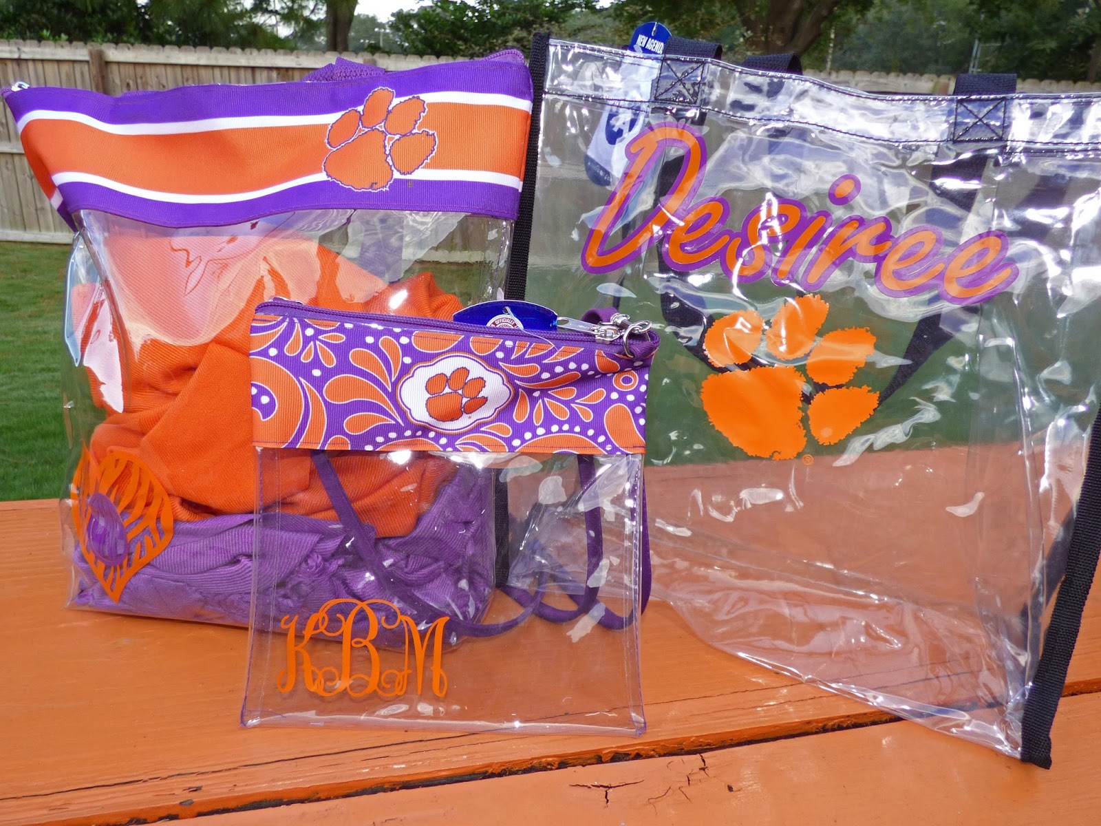 Clemson Girl Happy Thanksgiving (+ a DIY Clemson shirt idea)