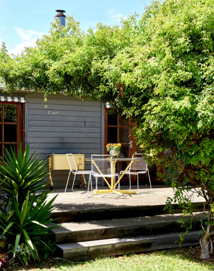 Una casa en Australia con paneles de cedro