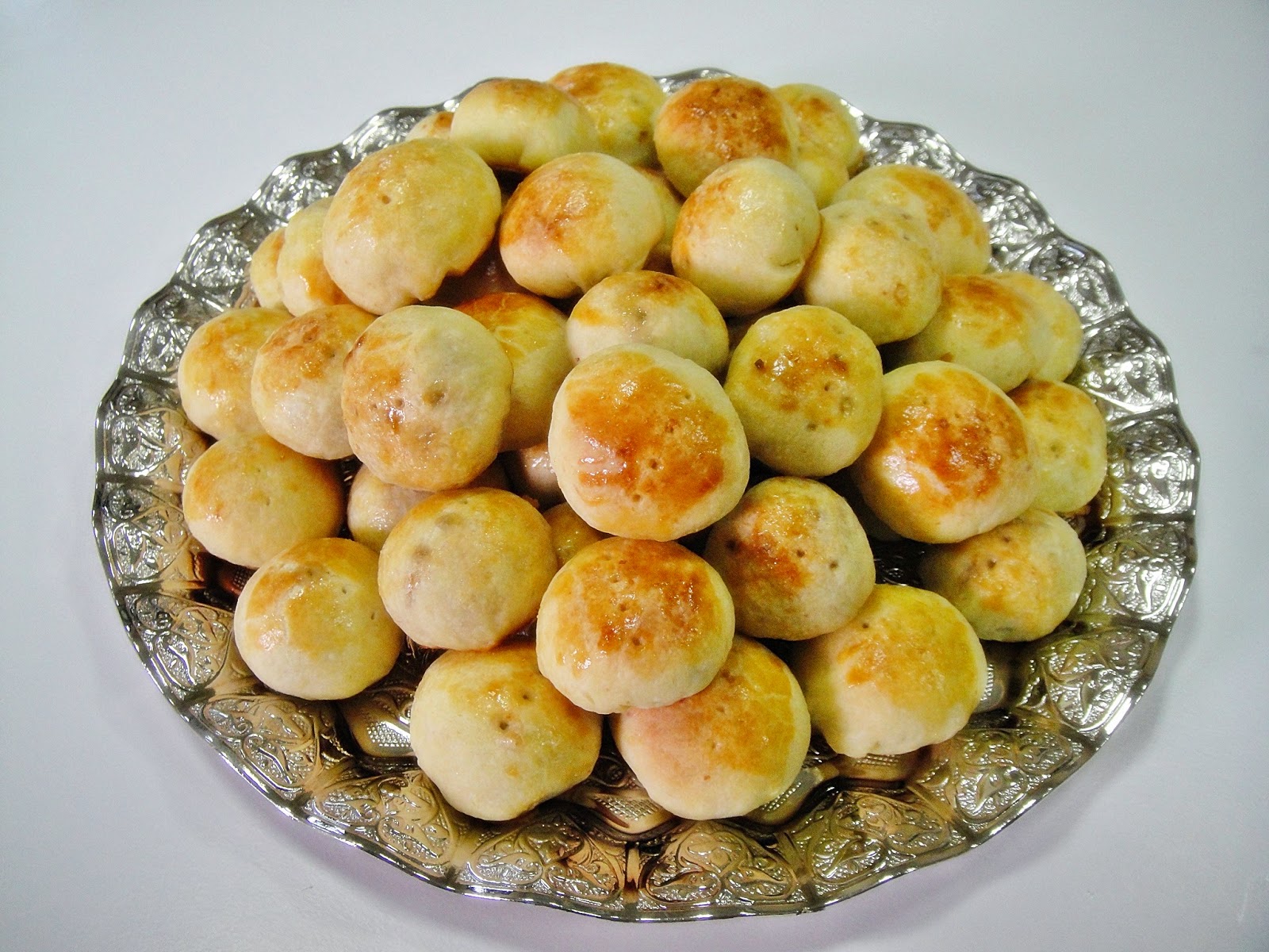 Maryam's Culinary Wonders 628. Iraqi Walnut Kleicha