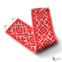 Широкий браслет из бисера в этническом стиле - красный с белым