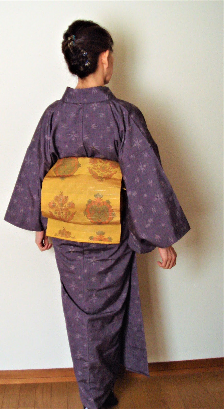 琉球柄真綿紬の対丈着物に織りの名古屋帯|50代60代の普段着物～母の