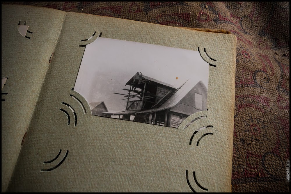 Обложка фотоальбома. Красивый фотоальбом. Группа accept 1983. Иванушки интернешнл 1995. Фотоальбом с прорезями для фотографий.