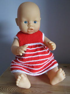 Sixties Spirit: Outfits for 16 inch baby doll - part 3