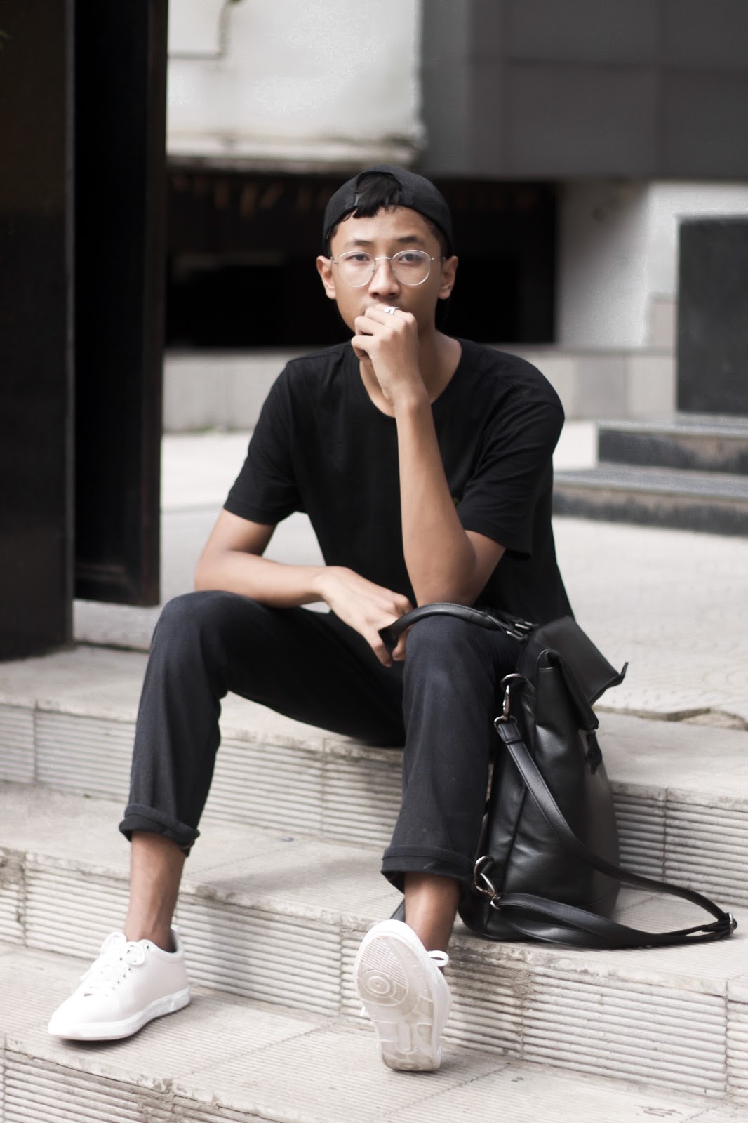 TheQuirkyMinimal by Kangkan Rabha Indian Menswear fashion blog Five Ways To Convince Yourself To Buy Another White Sneakers