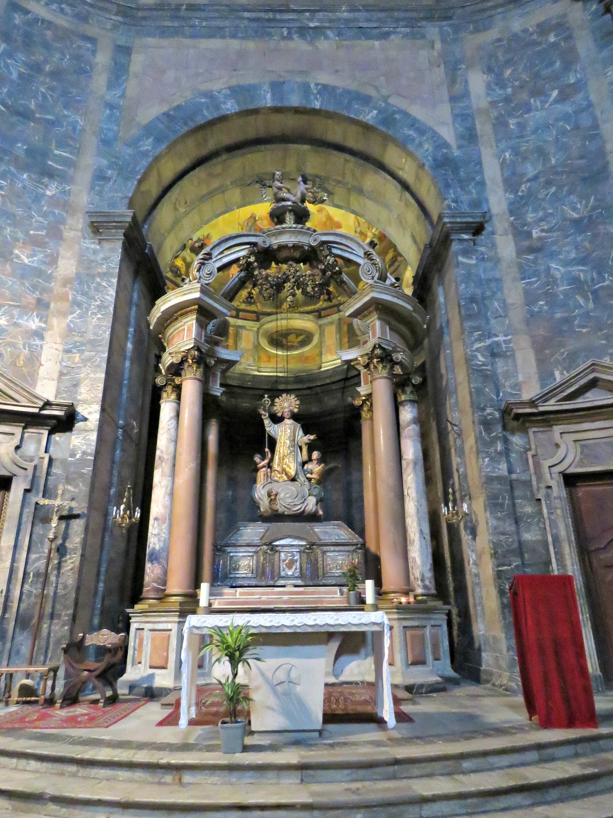 just saying The Basilica of Sant Feliu, Girona and a case of mistaken identity