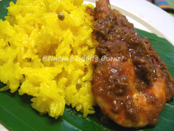 Elinluv's Tidbits Corner: Yellow Glutinous Rice With Dry Shrimps Curry