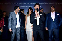 Shahid and Priyanka at 'Teri Meri Kahaani' Premiere at Dubai