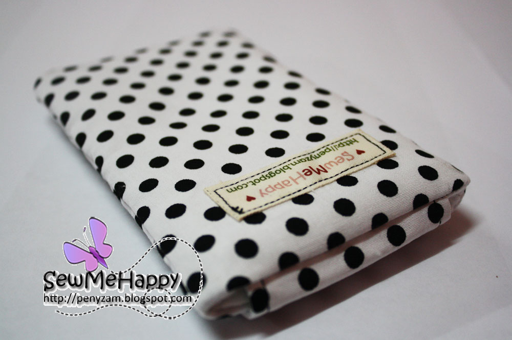 crochet handphone pouch