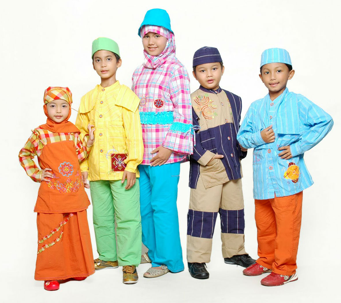 Trend baju  muslim gamis untuk  anak 