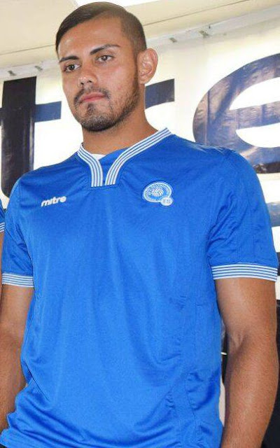 エルサルバドル代表 2015-16 ユニフォーム-ホーム