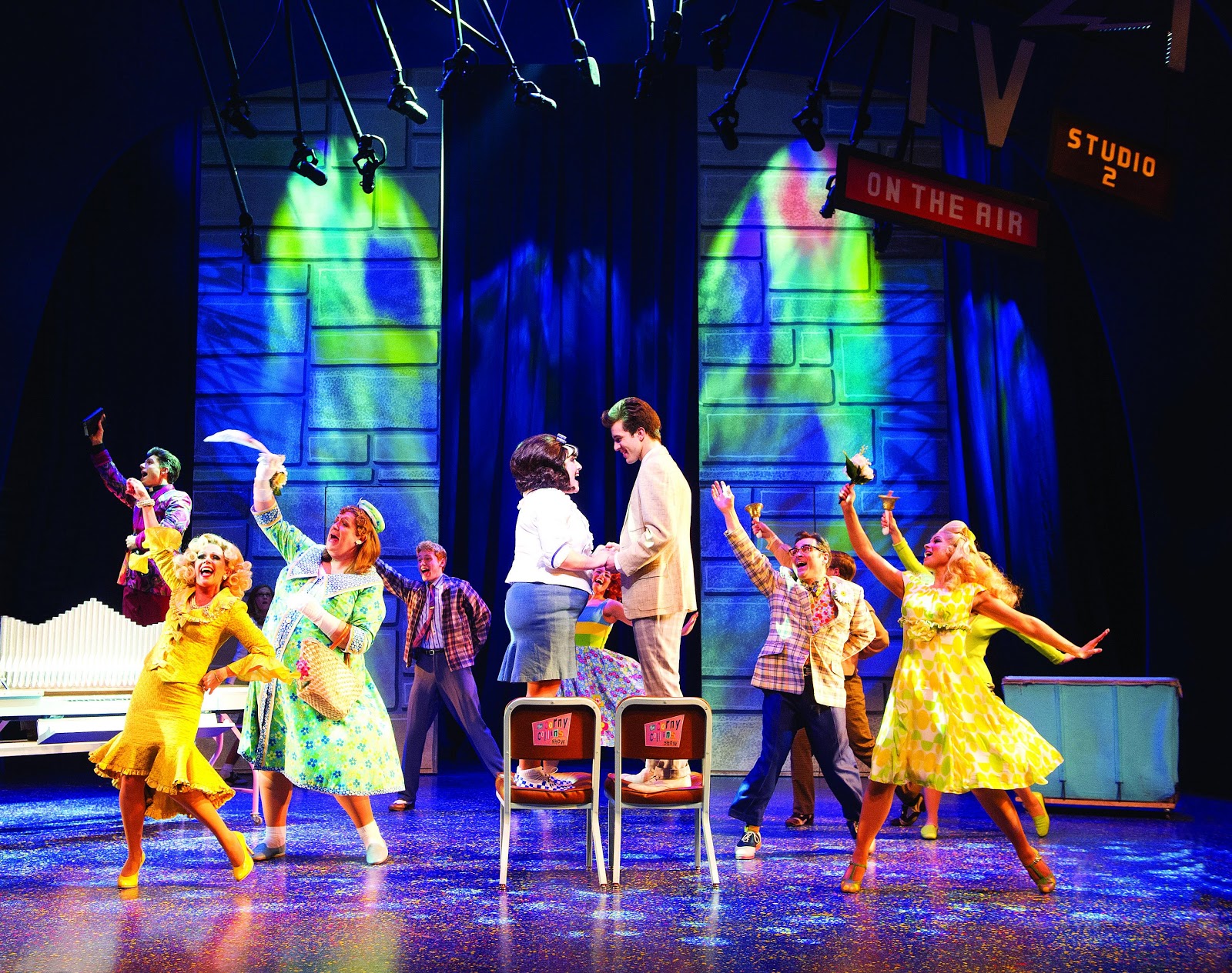 The Theatre Blog HAIRSPRAY (UK Tour) Review May 2013