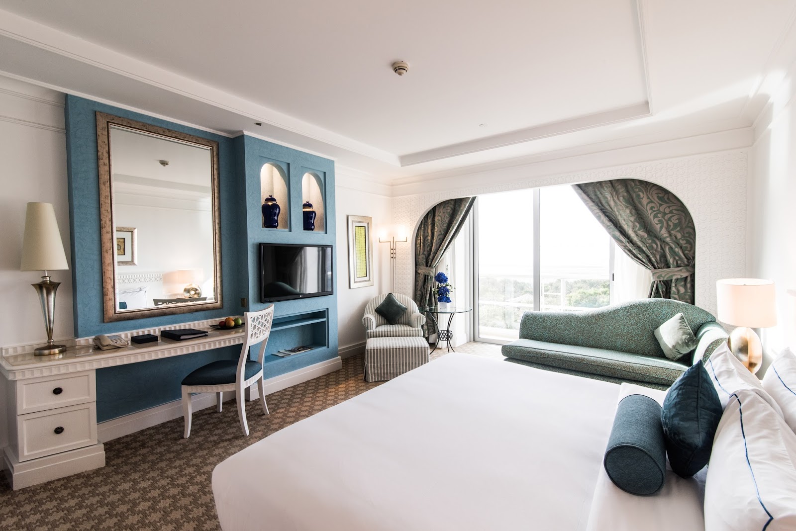 Habtoor отель