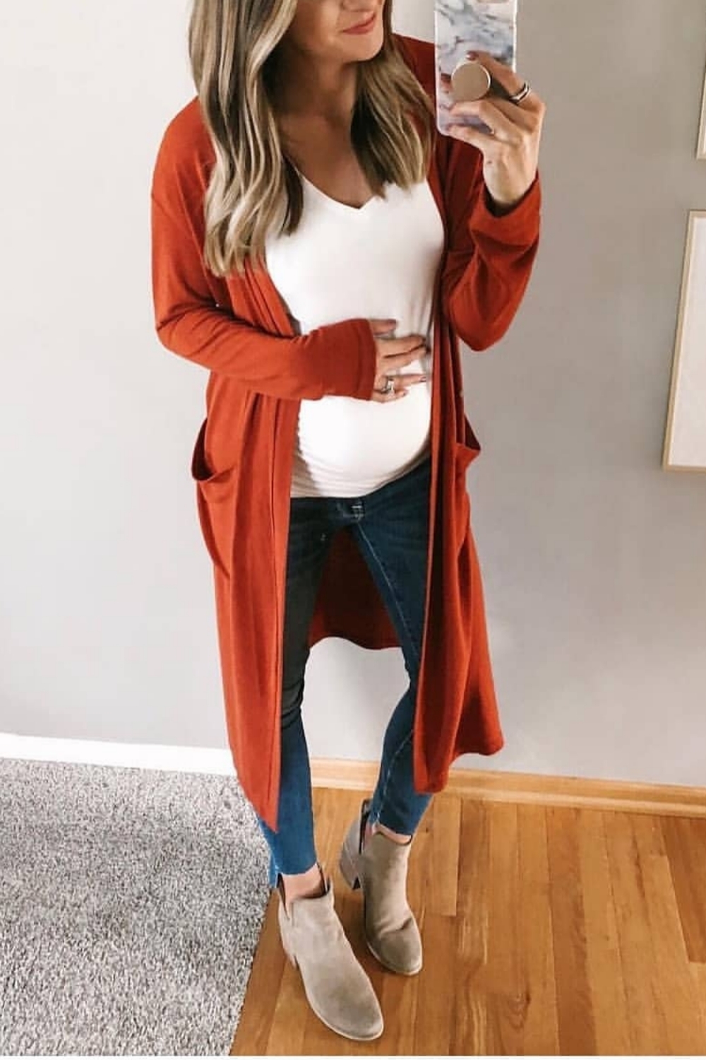 pregnancy birthday outfit