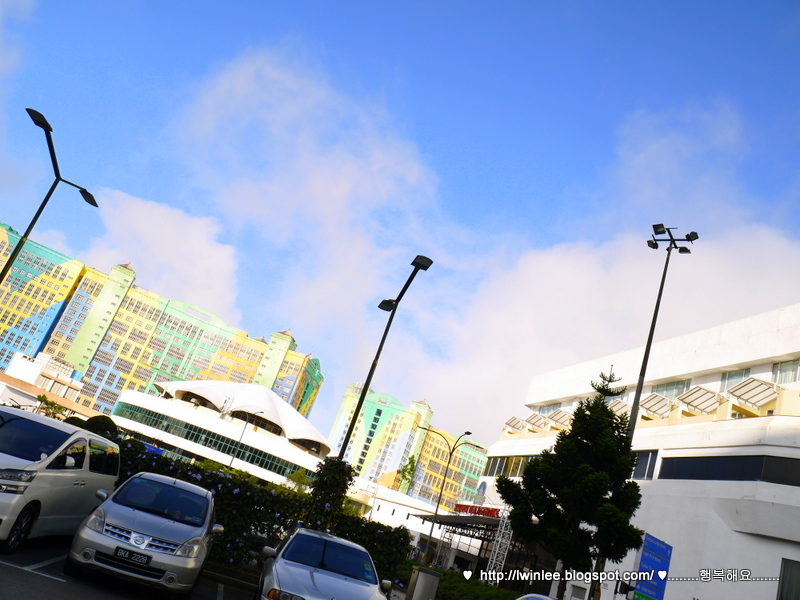 FINE DINING THE OLIVE RESTAURANT & BAR LOUNGE RESORTS WORLD GENTING HIGHLANDS, MALAYSIA