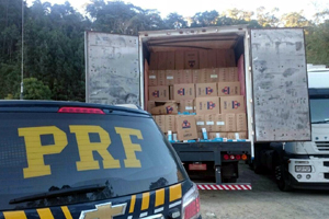 Bandidos invadem Delegacia roubam carga e viatura da PRF em Colombo