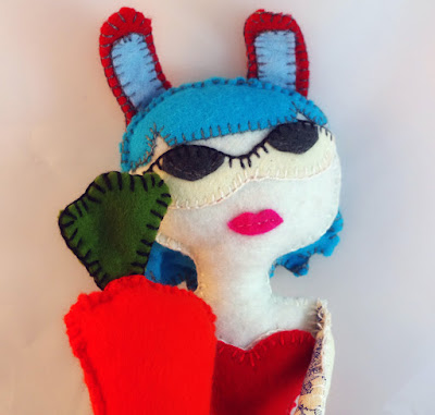 Bunny rag doll - Lapin poupée de collection par CocoFlower