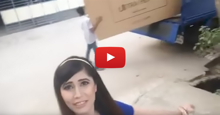 Babae, excited sa bago niyang 84-inch TV, iyak-tawa dahil sa hindi inaasahang pangyayari